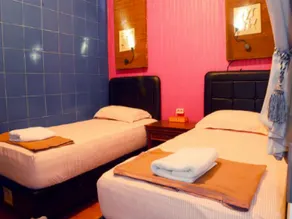Mojokerto Guesthouse - Image 3