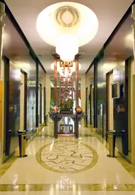 Jinding Hotel - Image 2