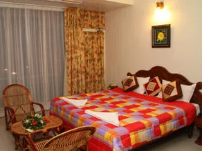 Hotel Rock and Beach - Image 4