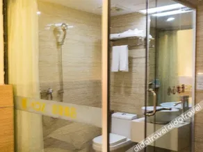 BOOZ Fashion Hotel Shishi Pedestrian Zone Branch - Image 5
