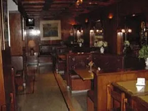 Promenade Hotel - Image 5