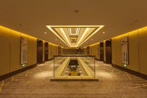 Huatian Hotel - Image 5