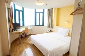 7Days Inn Changsha Hongxing Convention Center - Image 2
