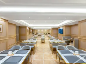 Vienna Hotel (Anqiu World Trade Center Branch) - Image 2