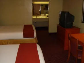 Econo Lodge Inn & Suites Marianna South - Image 5