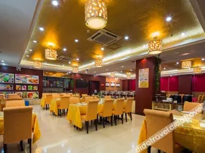 Super 8 by Wyndham Nanjing Shun Tian Presidential Palace - Image 2