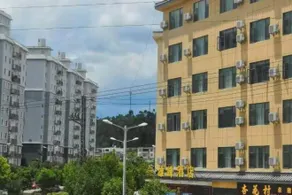 Xiongfeng Hotel - Image 2