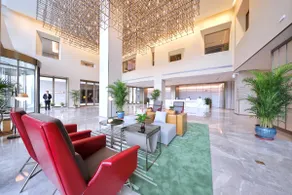 Louvre Jinxi Hotel (Guiyang Airport Shuanglong Airport Economic Zone Branch) - Image 3