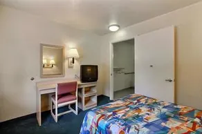 Hotel Richmond Hill/Savannah Area I-95 - Image 4