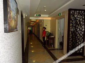Four Seasons Hongyun Hotel Haikou - Image 2