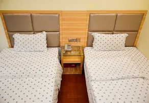 Jinhai Fashion Hotel - Image 4