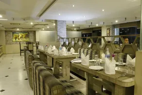 Hotel Mirage Regency - Image 4