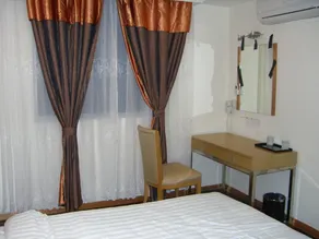 Walai Tokou Boutique Hotel - Image 2