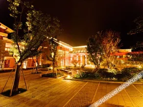Lotus Hot Spring - Image 4