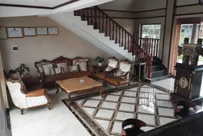 Hai Lake Hotel - Image 3