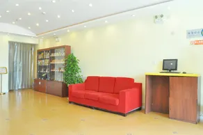 Home Inn - Image 3