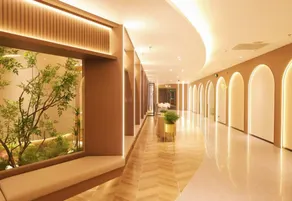 Home Inn Plus - Shenzhen Futian CBD Convention Center - Image 2