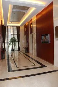Rufu Hotel - Image 3
