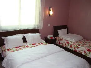 Anxin Huaxin Hotel - Image 5