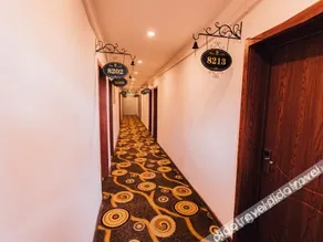 Yake Town Holiday Hotel (Changchun Street Branch) - Image 5