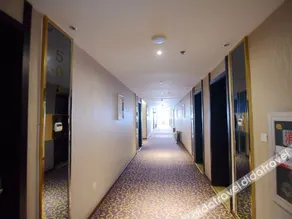 Elan Hotel (Jingjiang Taihe Wuyue Plaza) - Image 4