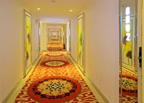 Mingyue Lake Hotel (Baise Longjing Street Global Commercial Center Branch) - Image 3