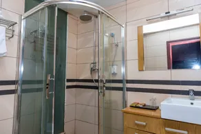 Yijia Business Hostel - Image 2