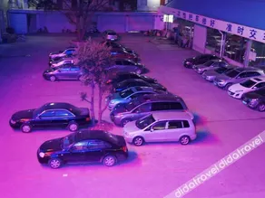Lianyun Tianxia Business Hotel - Image 4
