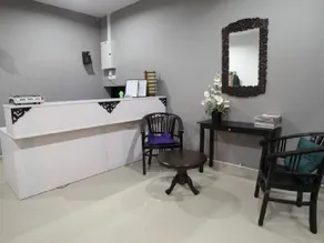 Mama Motel - Image 5