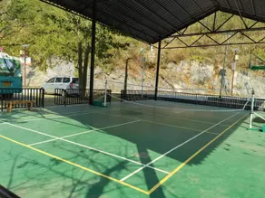 Cotton tiankeng hotel - Image 3