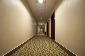 Super 8 Hotel (Wulian) - Image 3