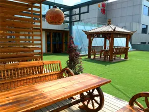 Quanzhou Great Wall Days Hotel - Image 4