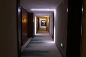 Comfort Hotel - Image 4