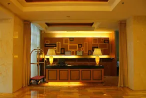 Shanghai Renji Hotel - Image 4