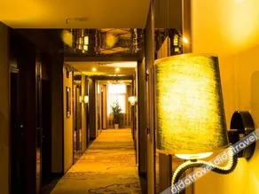 Baiwei Hotel - Image 5
