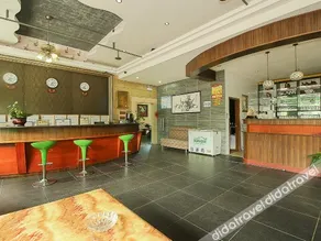 Xinyueju Hotel (Hainan Institute of Business and Technology Provincial Museum) - Image 3