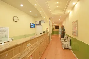 Home Inn Chongqing Jiefangbei Hongyadong - Image 2