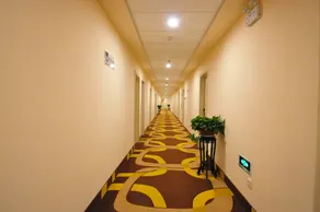 Tiandi Renhe Business Hotel Jinan Quancheng Square - Image 5
