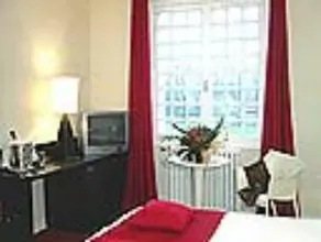 Hostellerie Château De La Barge, The Originals Relais - Image 2
