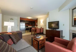 Worthington Suites - Image 3