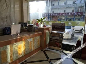 Yixin Business Hotel - Image 3