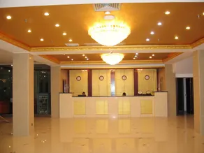 Lvzhou Holiday Hotel - Image 2
