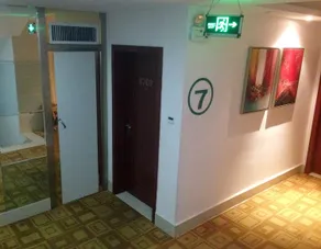 Huachi Business Hotel - Image 2
