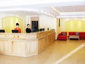 Home Inn Plus - Dalian Xinghai Park Nansha Street - Image 5