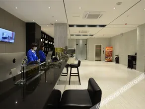 Bolang Hotel - Image 2