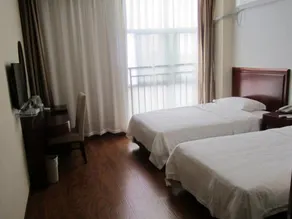 GreenTree Inn ShanDong JiNing WeiShan Lake National Wetland Park Business Hotel - Image 4