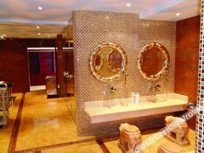 Sunkist International Hotel - Image 3