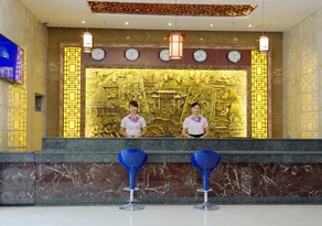 Minzu Hotel - Image 2