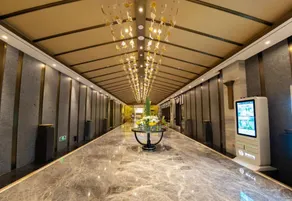 Lvbao Yinhe Hotel - Image 3