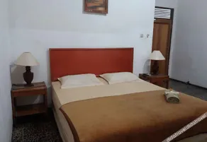 Tunjung Nyaho Guest House ( Tng ) - Image 1